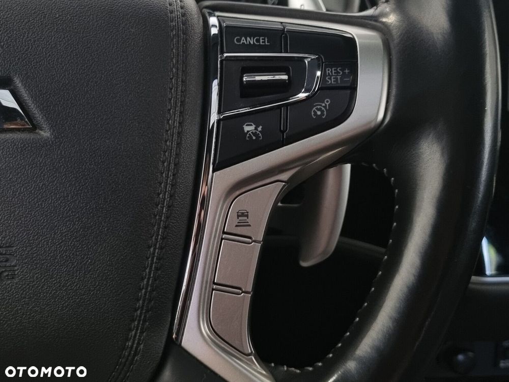 Mitsubishi Outlander Instyle + - 15