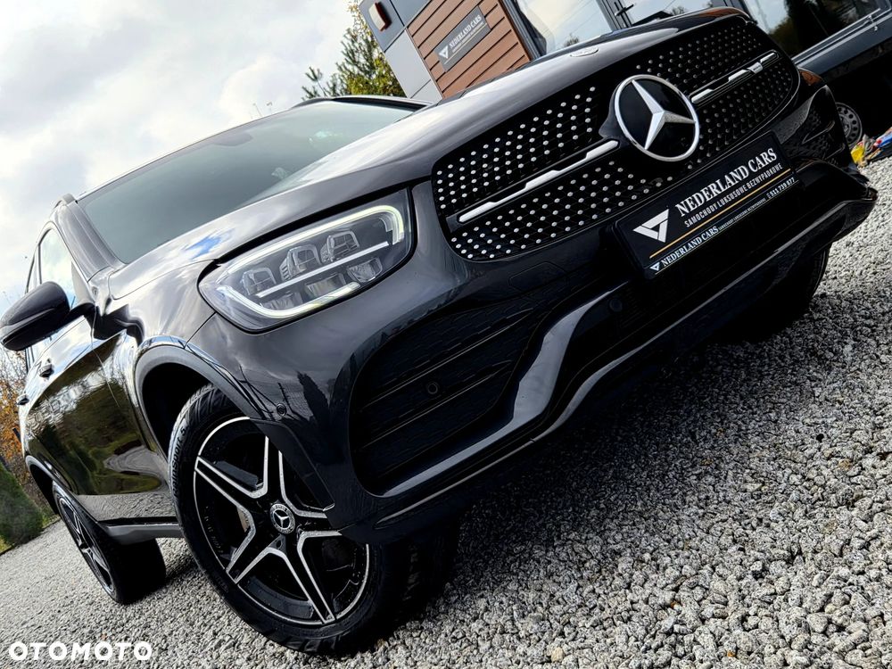 Mercedes-Benz GLC 300 de 4Matic 9G-TRONIC AMG Line - 39