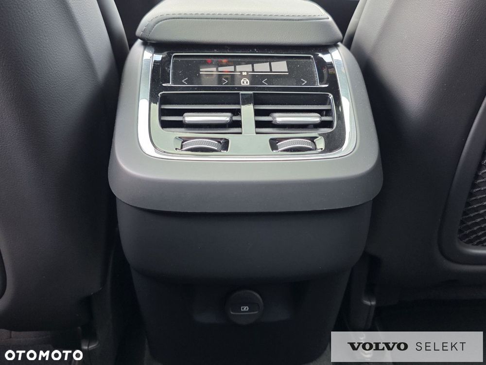 Volvo XC 60 - 36
