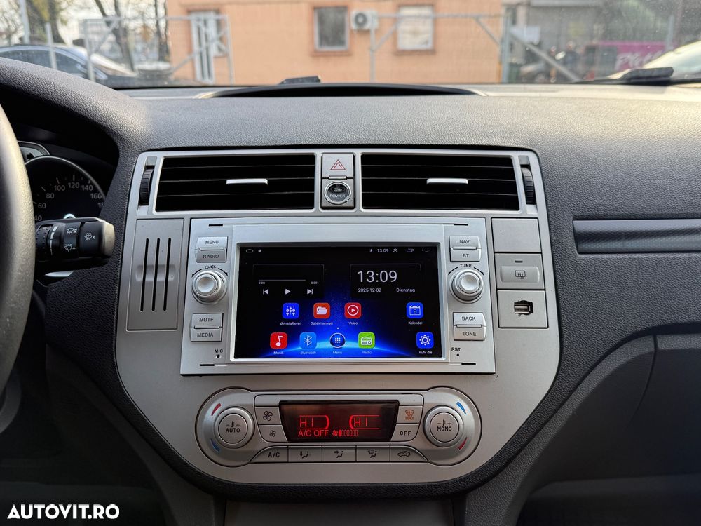 Ford Kuga 2.0 TDCi 4x4 Titanium - 13