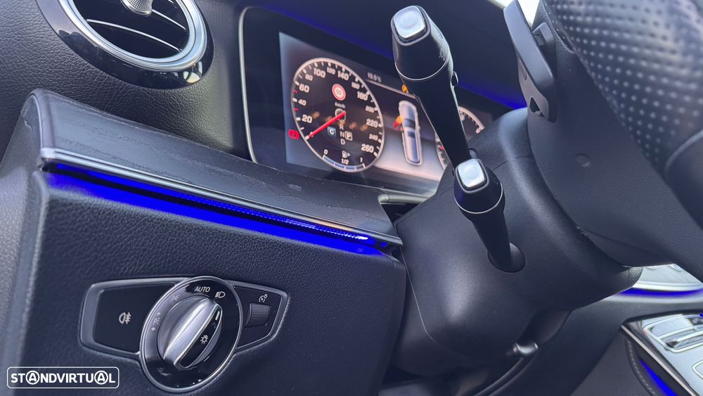 Mercedes-Benz E 220 d Avantgarde - 22