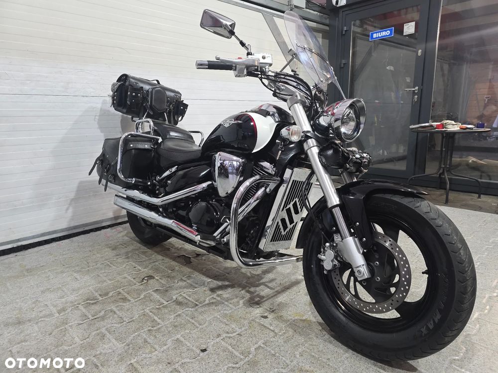 Suzuki Intruder - 7
