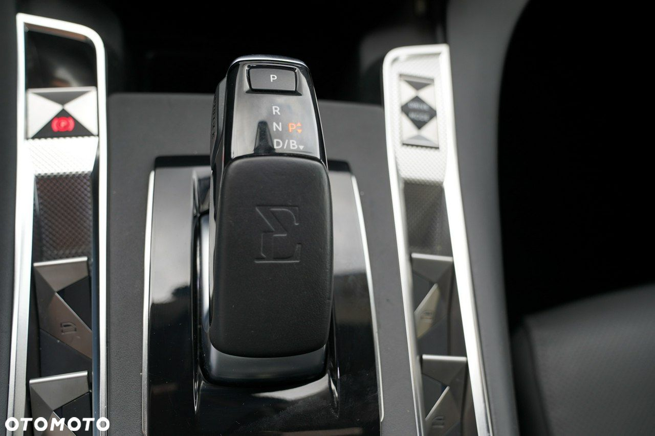 DS Automobiles DS 7 Crossback - 29