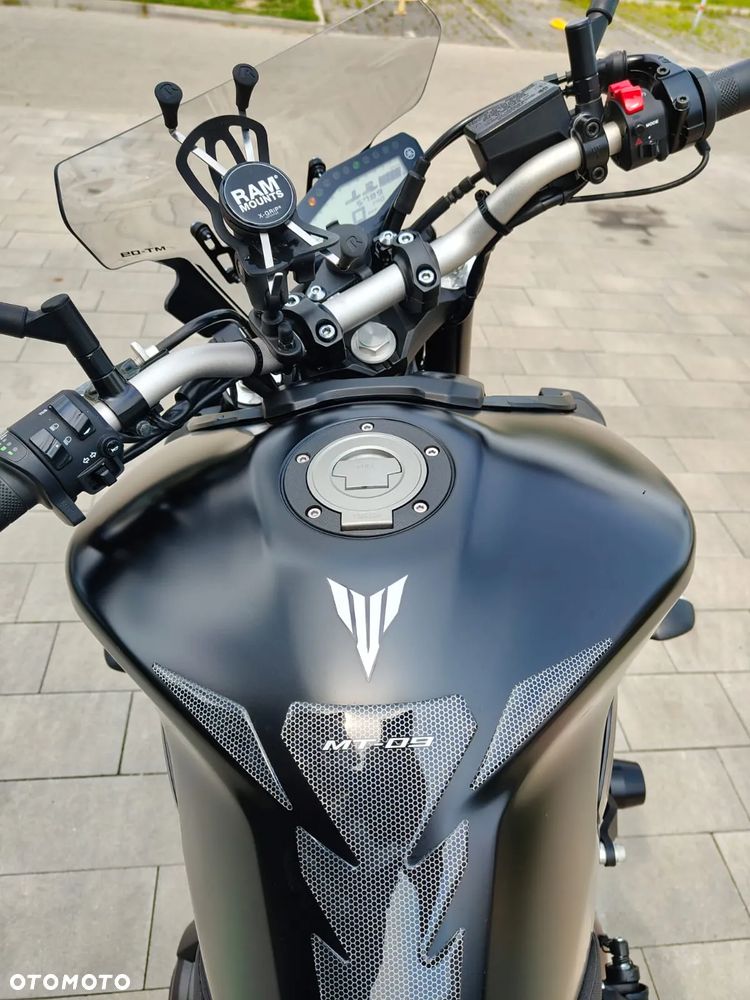 Yamaha MT - 13
