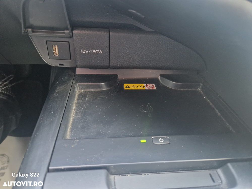 Toyota Camry 2.5 Exclusive - 19