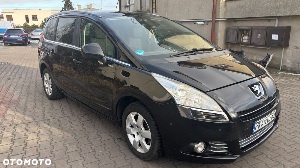 Peugeot 5008 1.6 THP Family 7os - 3
