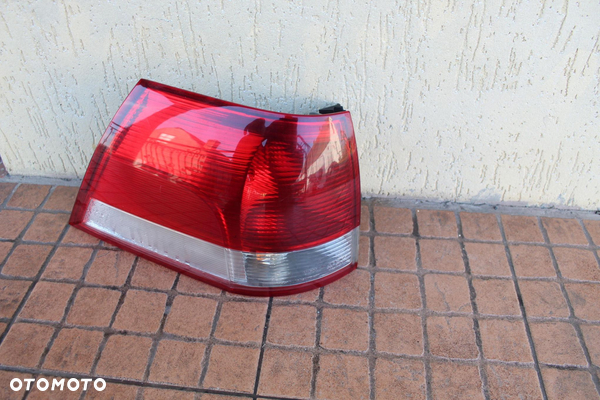 LAMPA LEWY TYŁ OPEL VECTRA C 24469461