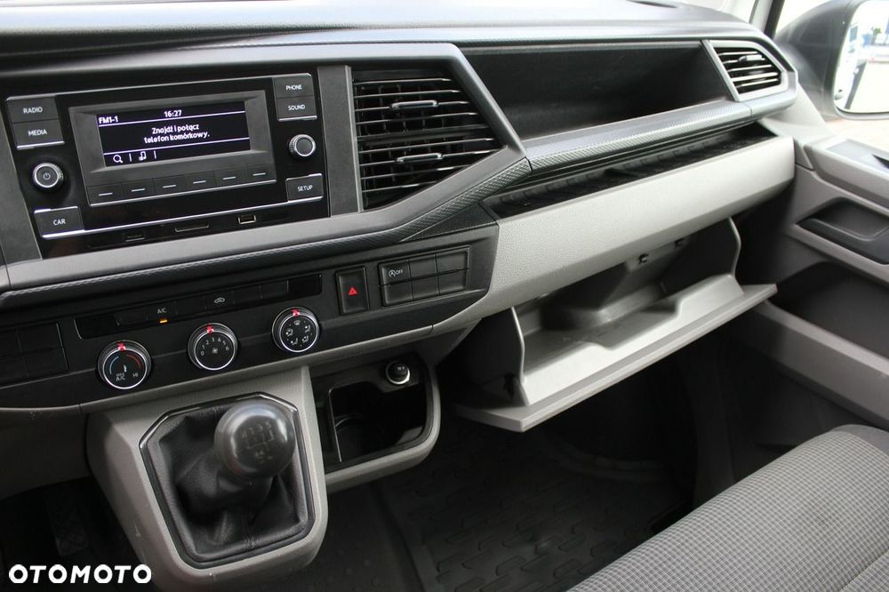 Volkswagen Transporter - 19