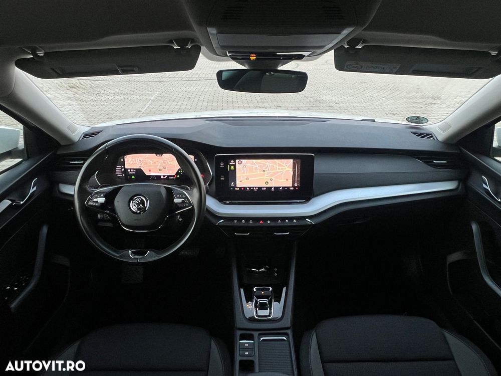 Skoda Octavia 2.0 TDI DSG Tour - 10