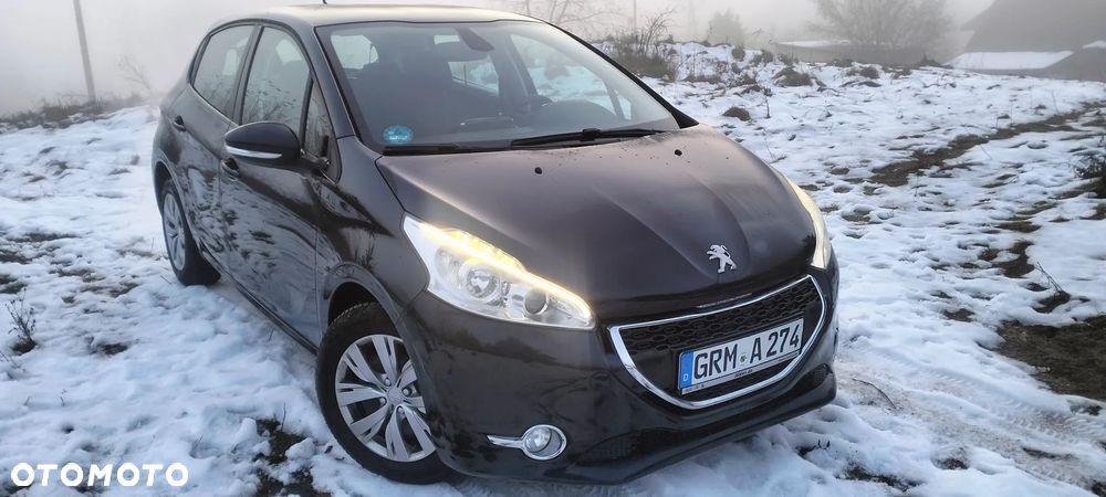 Peugeot 208 PureTech 82 Start & Stop Allure - 2