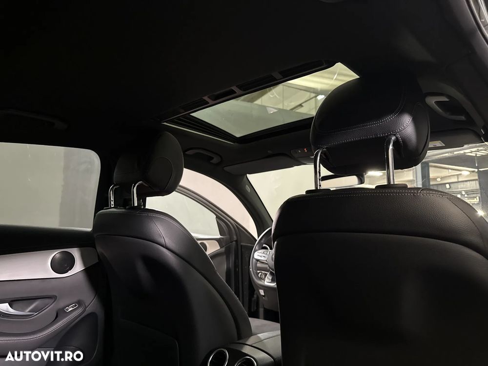 Mercedes-Benz GLC Coupe 300 4MATIC - 24