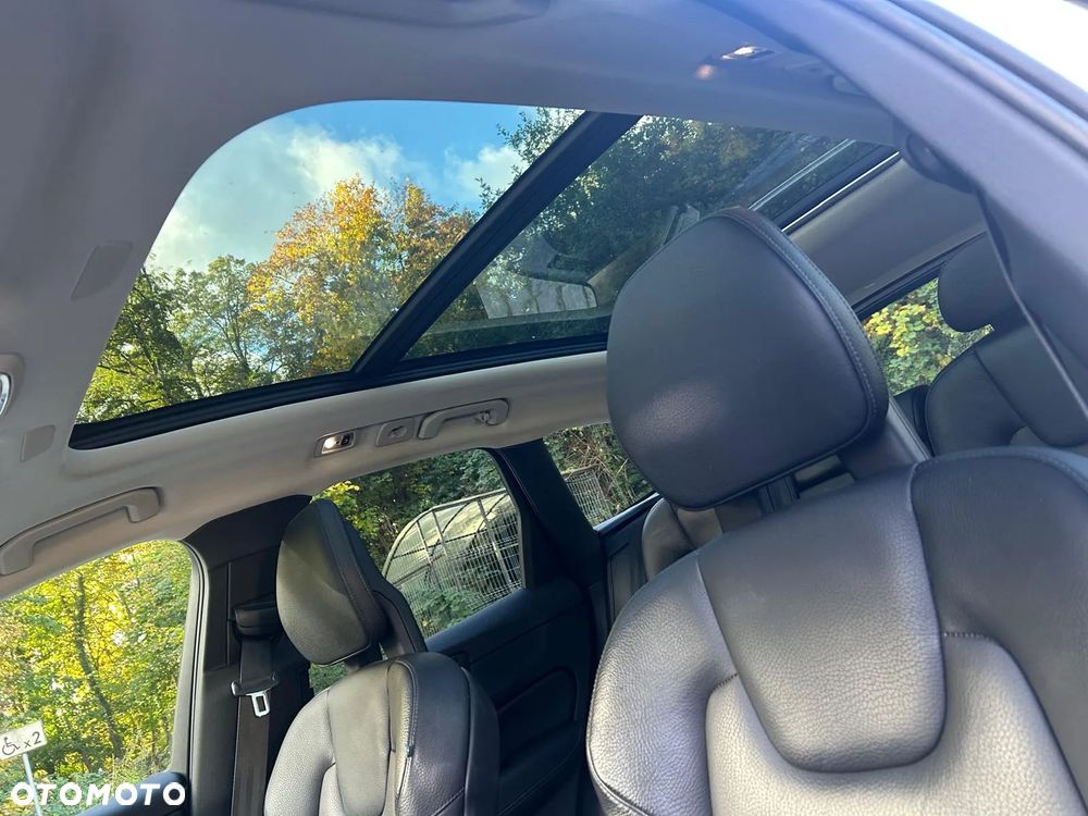 Volvo XC 60 T6 AWD Momentum - 21