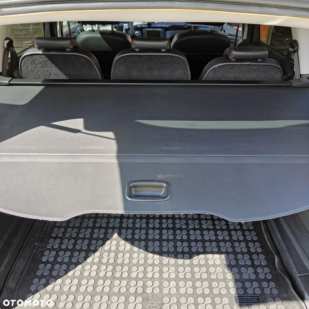 Ford S-Max 2.0 TDCi DPF Titanium X - 24