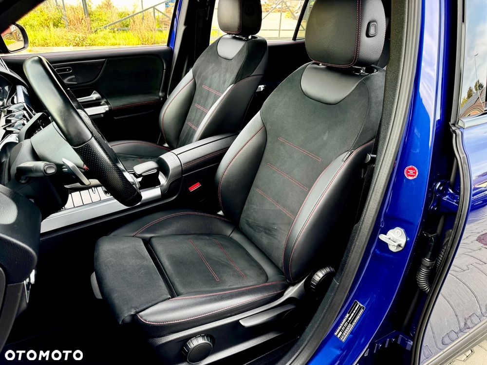 Mercedes-Benz GLB 200 d AMG Line 8G-DCT - 24