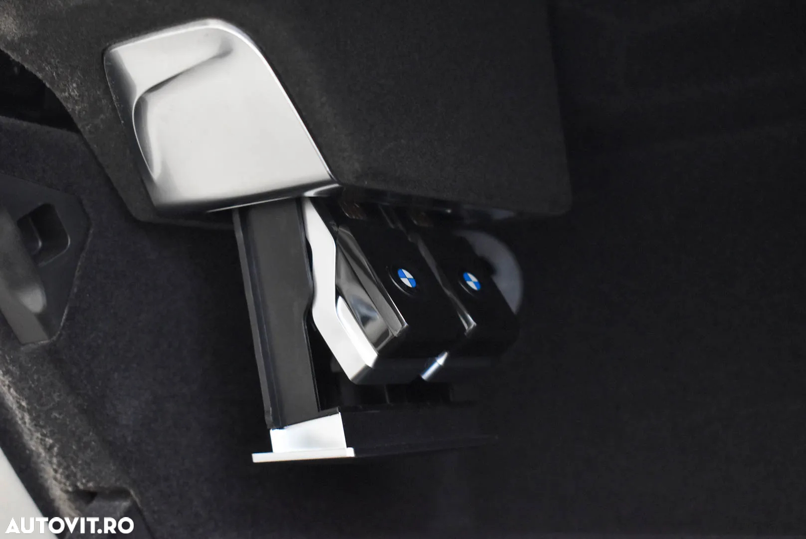 BMW M7 M760Li xDrive - 25