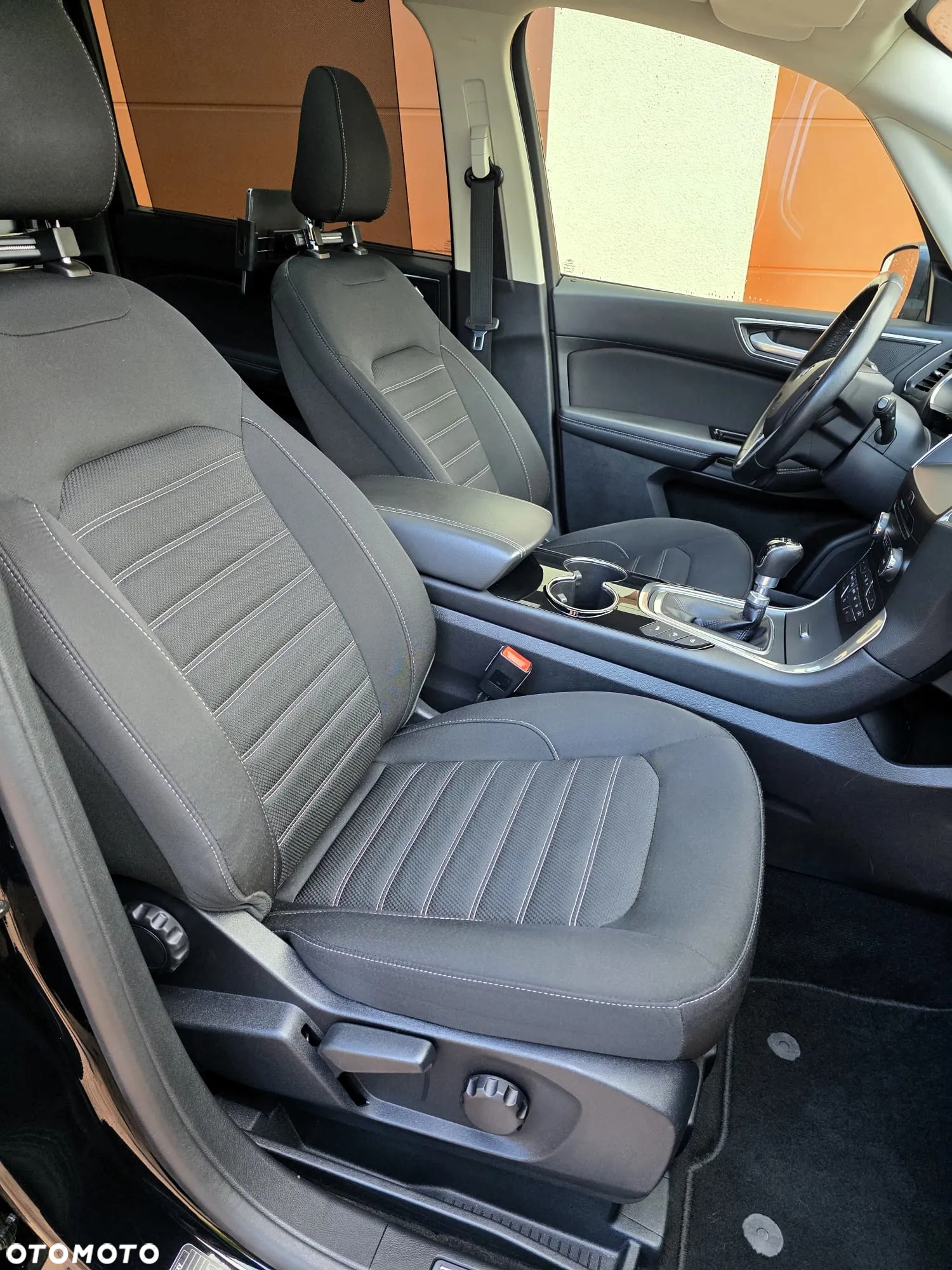 Ford Galaxy 2.0 EcoBlue Titanium - 24