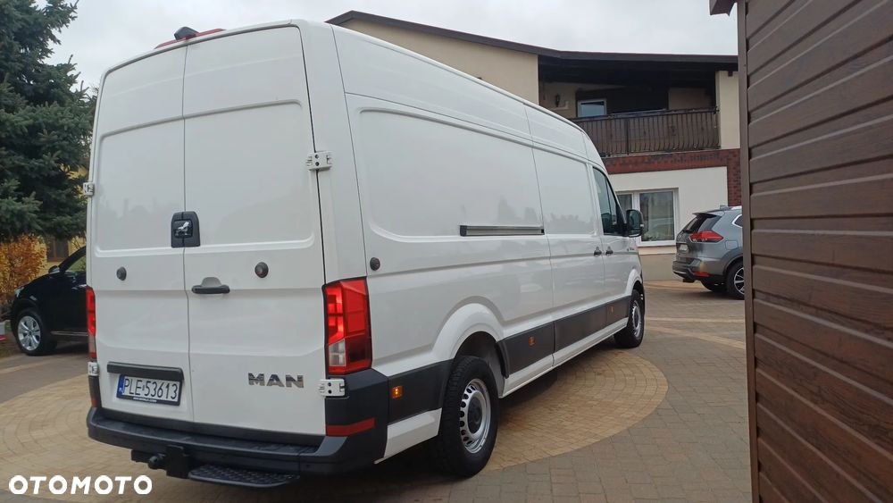 Volkswagen Crafter  - L4 H3 - 21