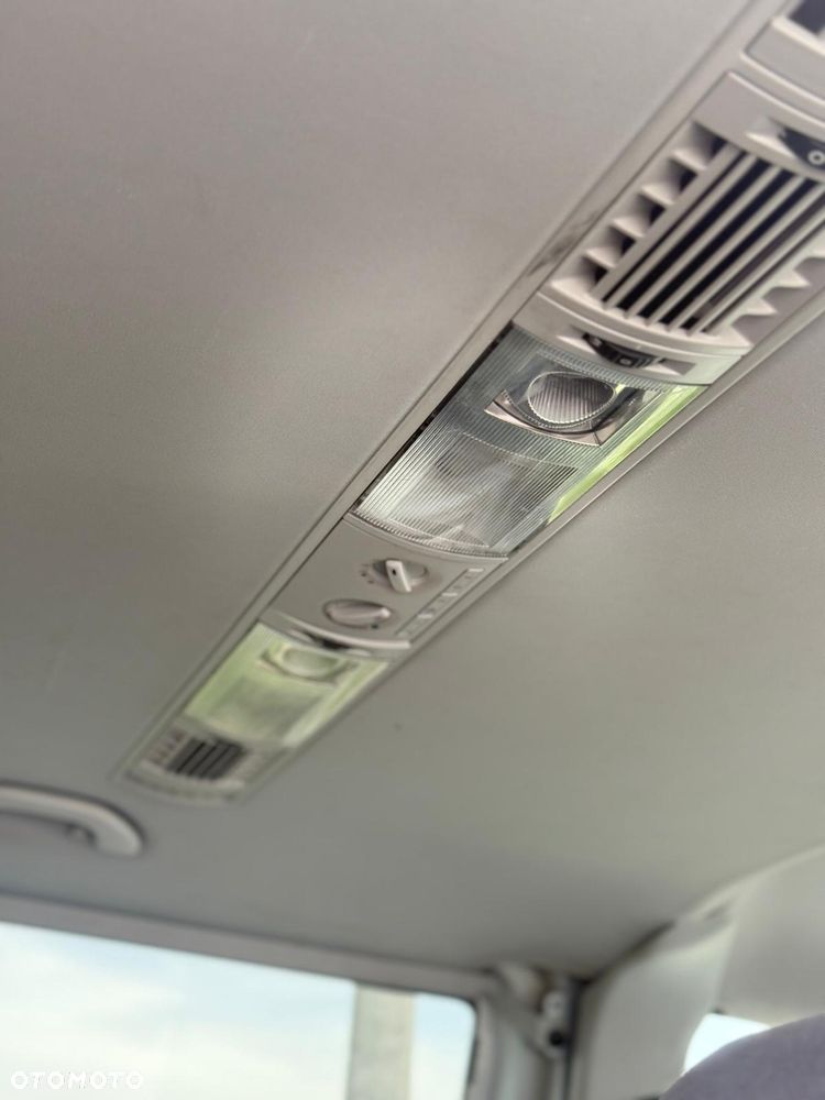 Volkswagen Caravelle L2 Comfortline Mixt - 15