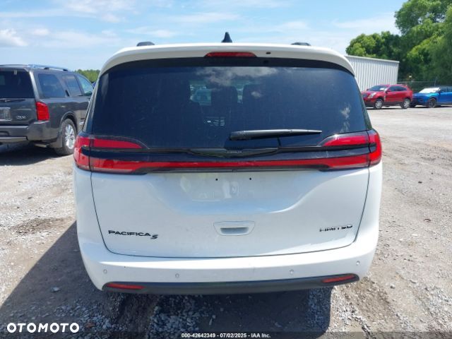 Chrysler Pacifica - 7