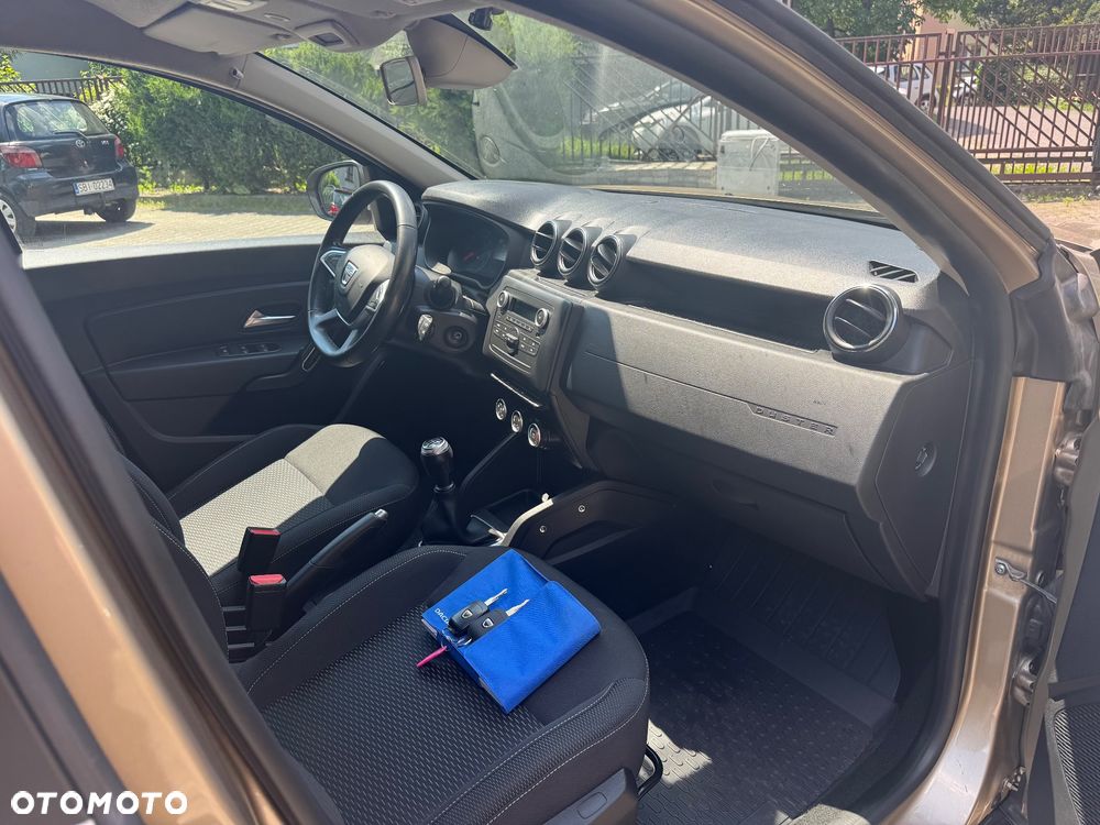 Dacia Duster 1.6 SCe Outdoor S&S - 21