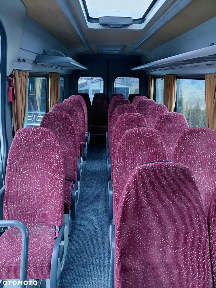 Mercedes-Benz Sprinter - 7