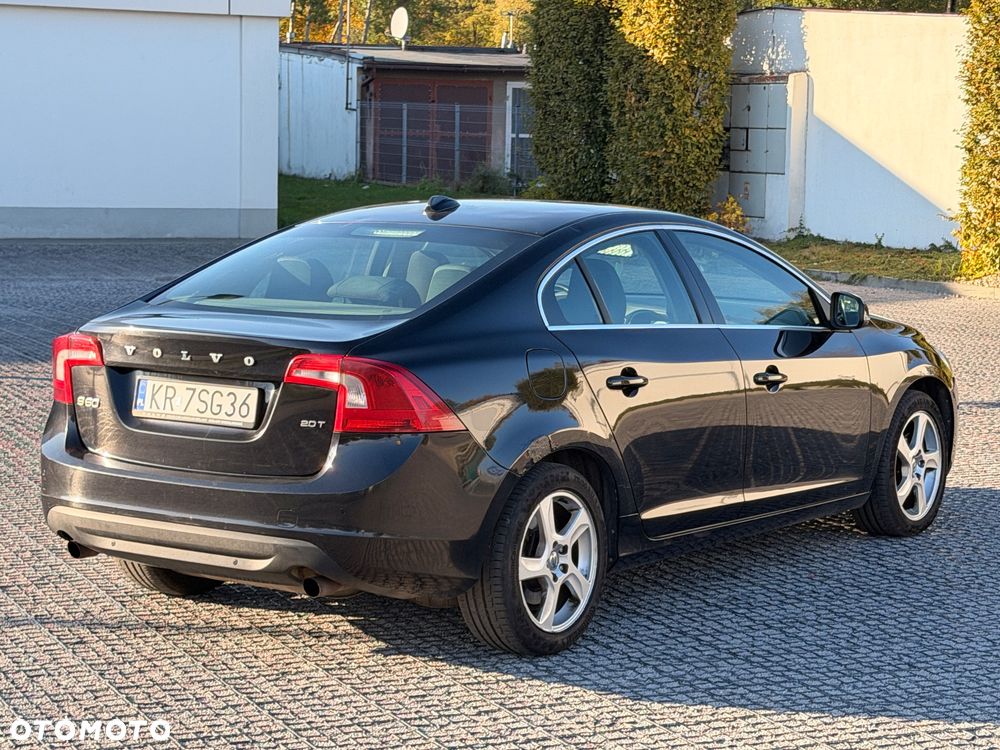 Volvo S60 - 5