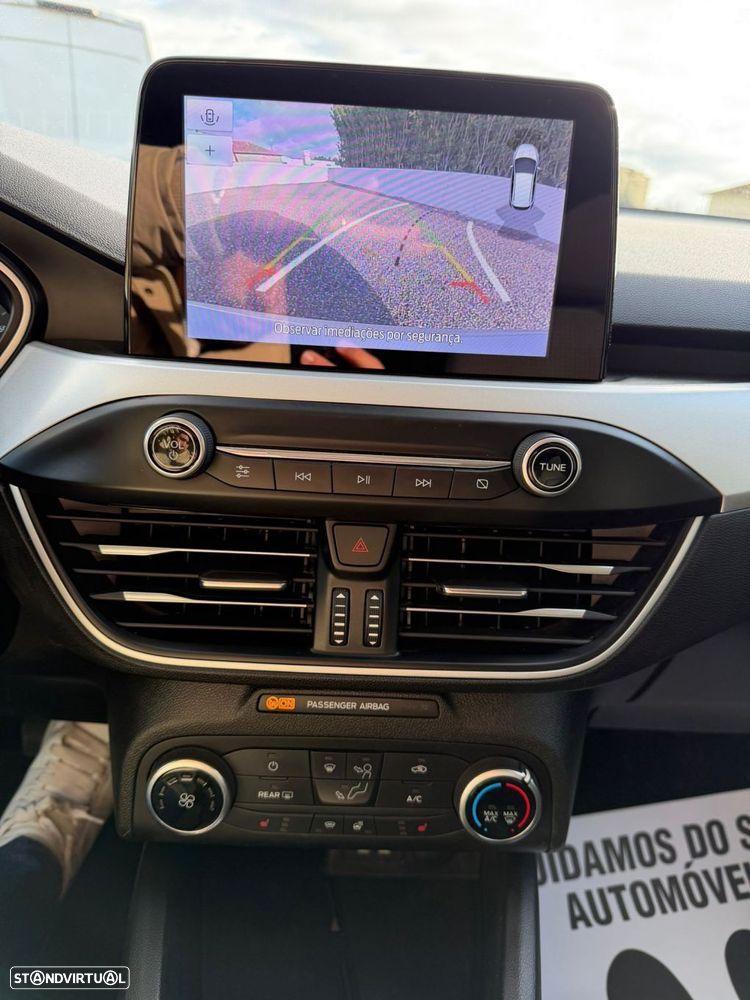 Ford Focus SW 1.5 TDCi EcoBlue Connected Aut. - 38