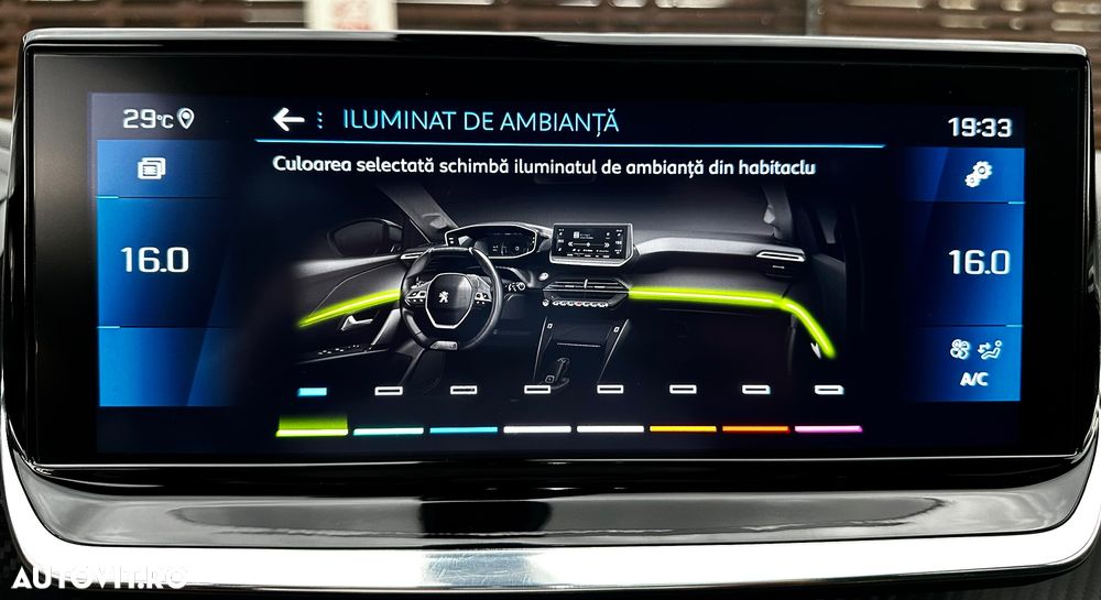 Peugeot 2008 PureTech 130 EAT8 GT Exclusive - 13