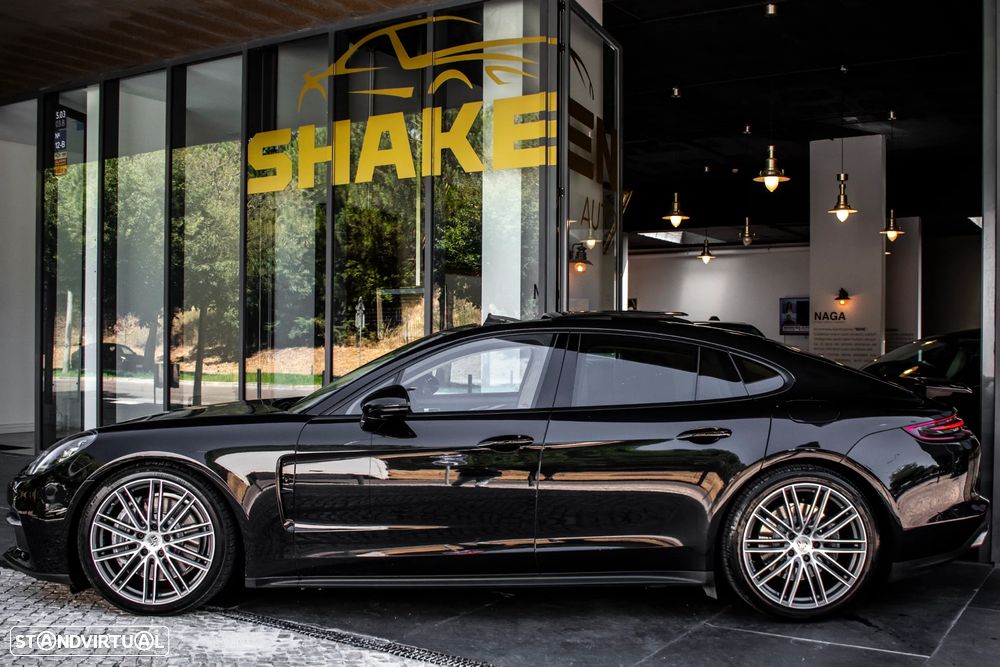 Porsche Panamera 4 E-Hybrid - 2