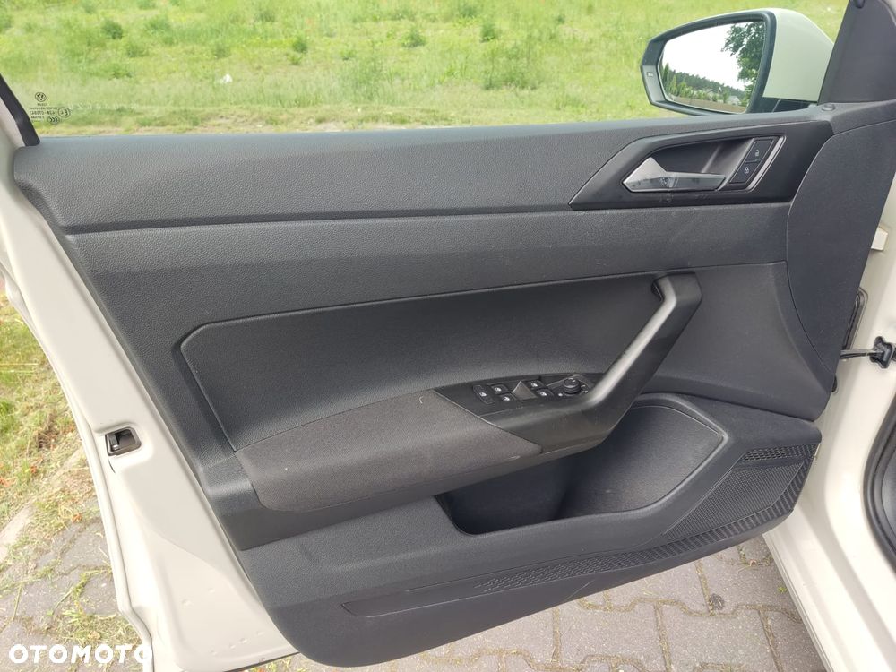 Volkswagen Polo - 30