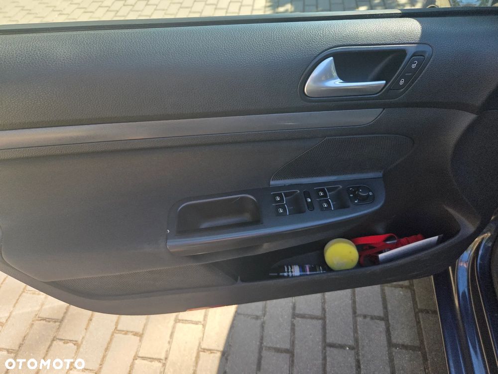 Volkswagen Golf 1.6 Trendline - 30