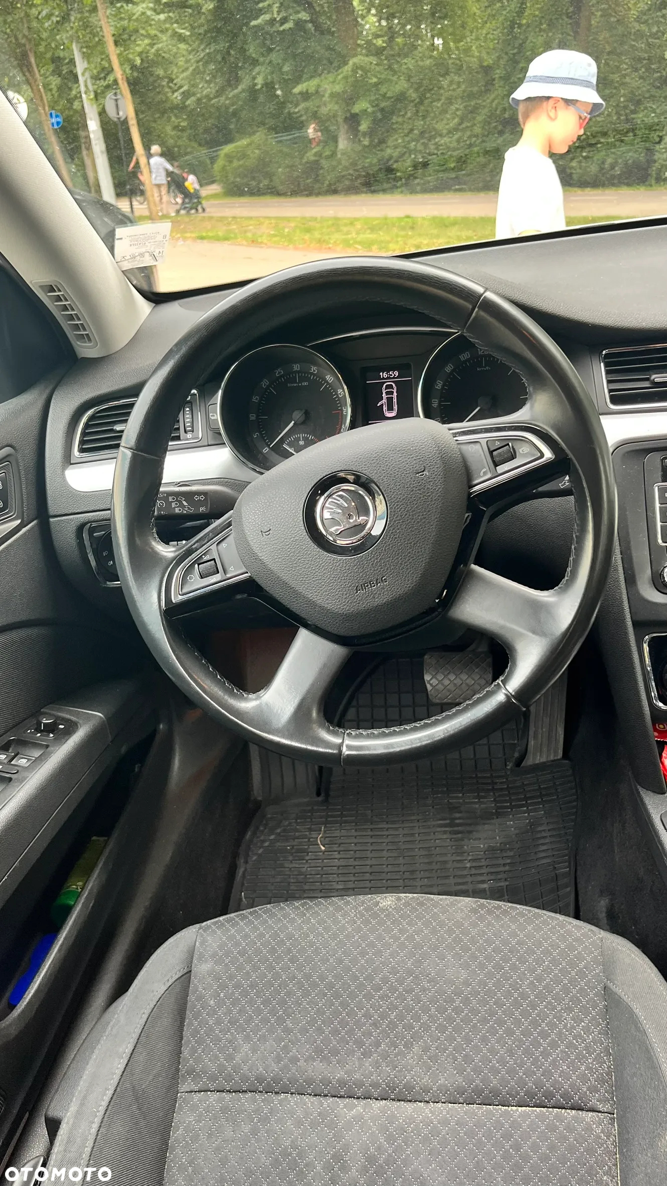 Skoda Superb 2.0 TDI Ambition DSG - 10