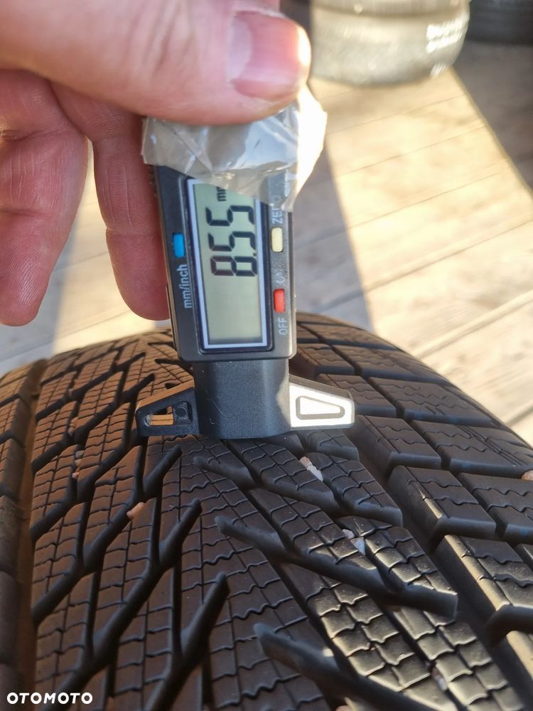 Opona Goodyear ULTRAGRIP Performance3 225/55r17 101V 2023r.1x8,5mm jak nowa - 2