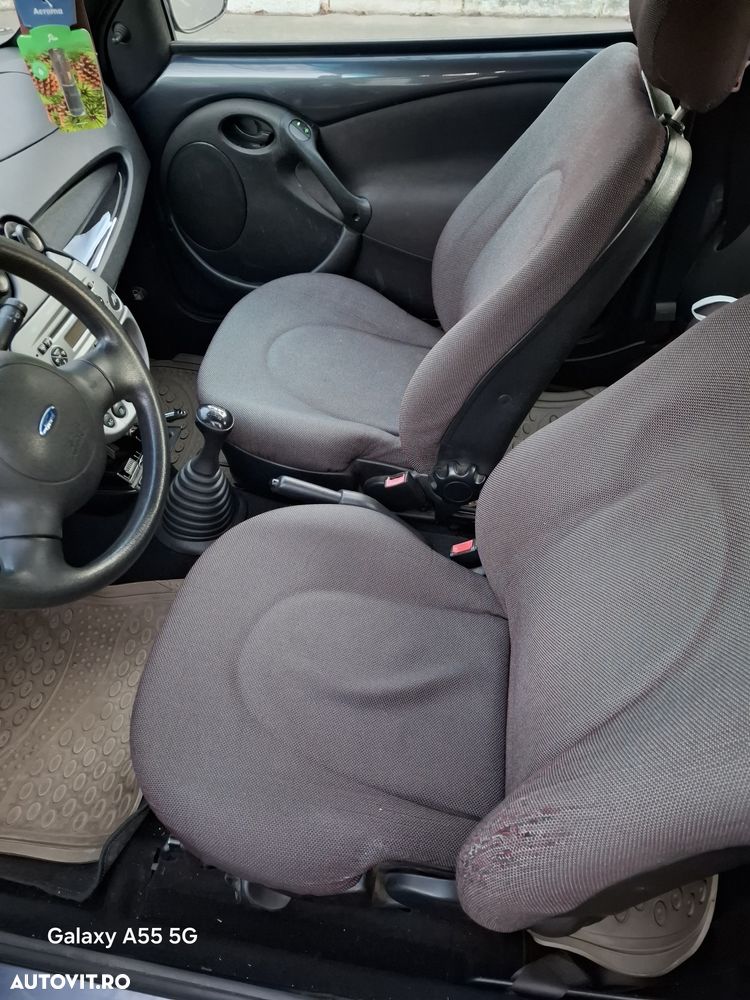 Ford Ka 1.3 Base - 14