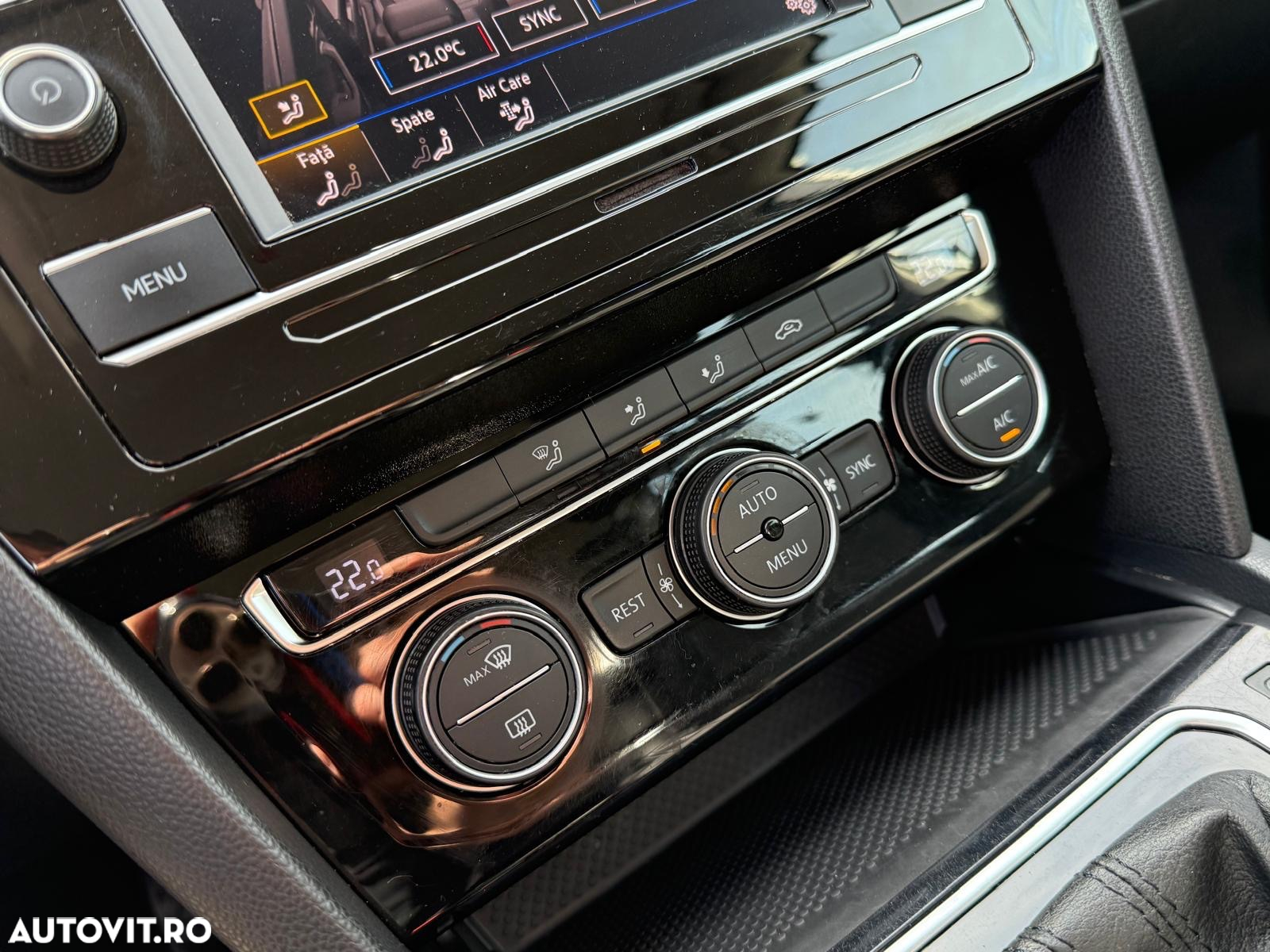 Volkswagen Passat - 14