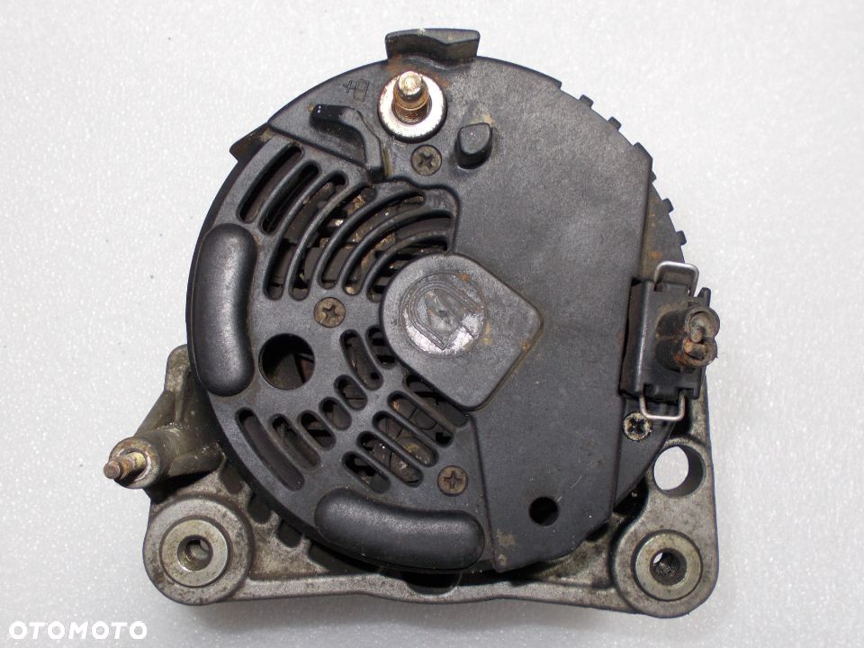 Audi A3 Octavia I Golf IV - alternator 1.6 1.8 - 3