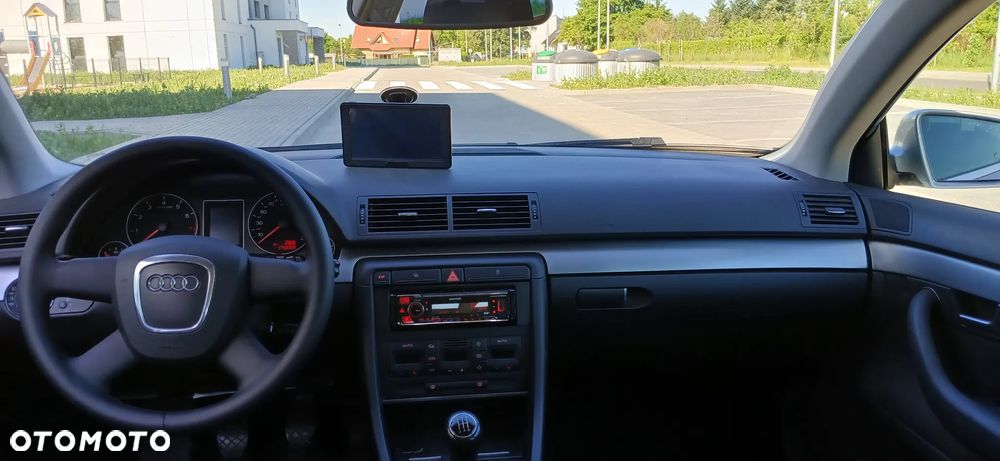 Audi A4 Avant - 9