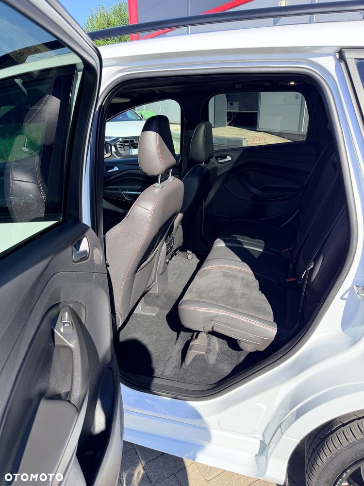 Ford Kuga 1.5 EcoBoost FWD ST-Line ASS MMT6 - 28