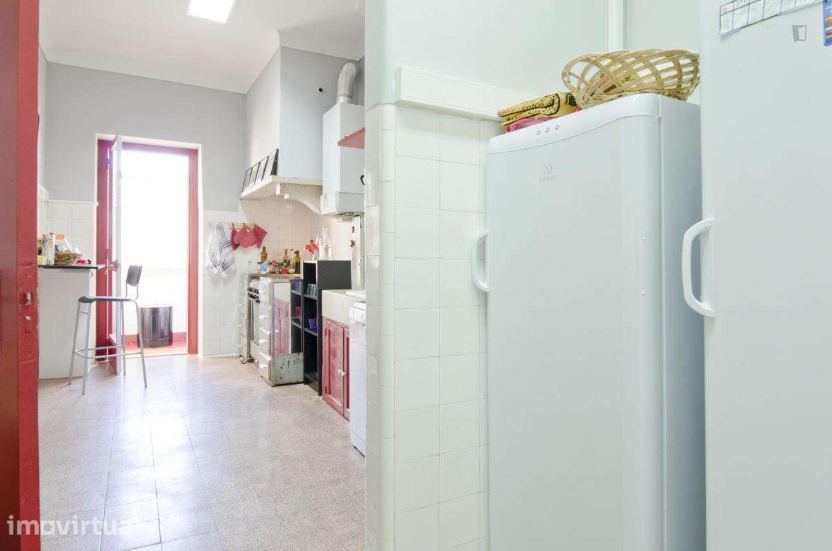 Quarto - localizado em Alcântara Lisbon - Grande imagem: 5/46
