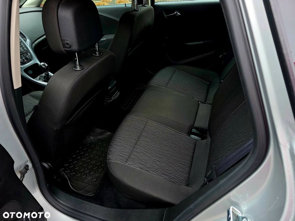 Opel Astra 1.6 Enjoy - 17