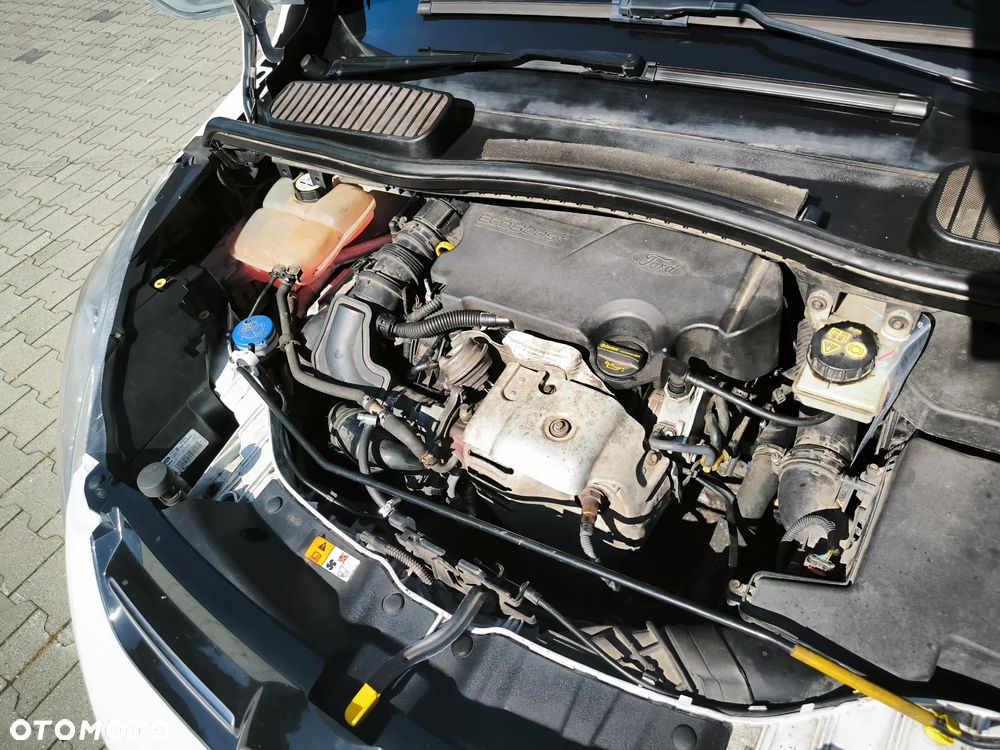 Ford C-MAX 1.0 EcoBoost Titanium ASS - 19