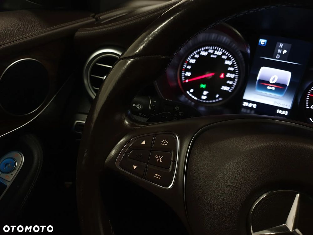 Mercedes-Benz GLC 220 d 4Matic 9G-TRONIC AMG Line - 10