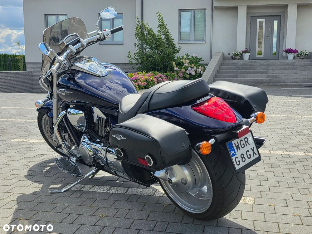 Suzuki Intruder - 6