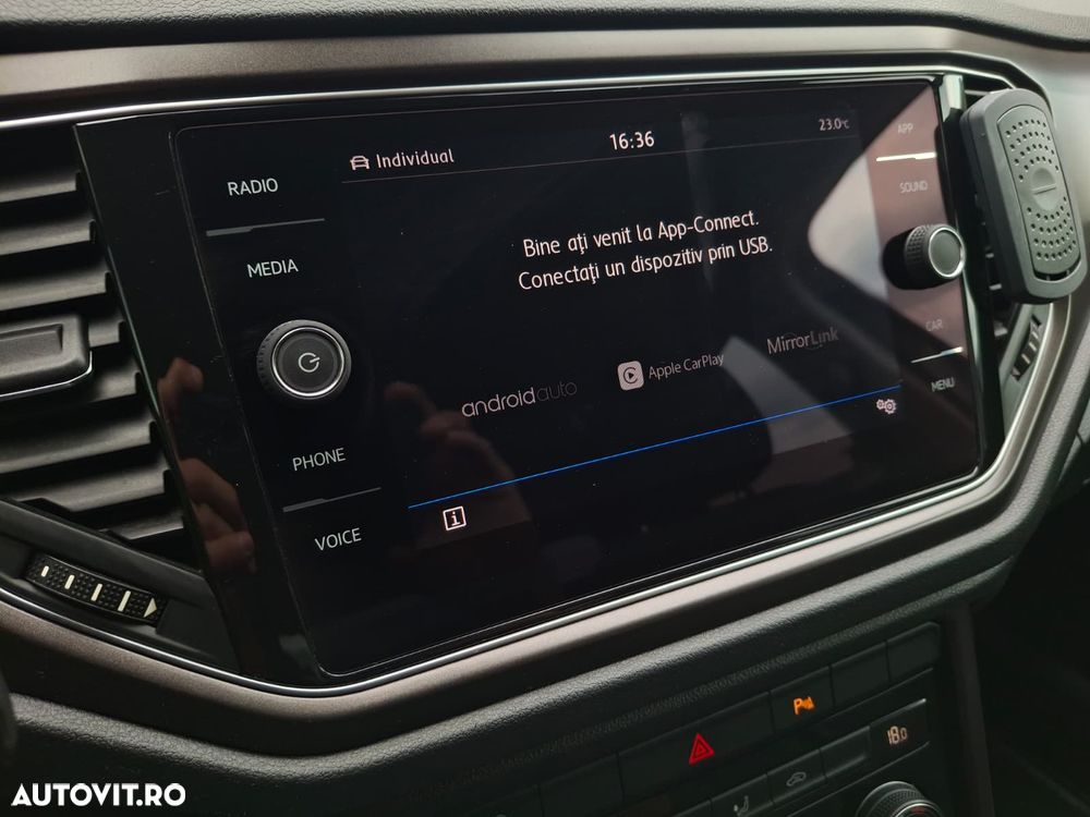 Volkswagen T-Roc 1.0 TSI - 21