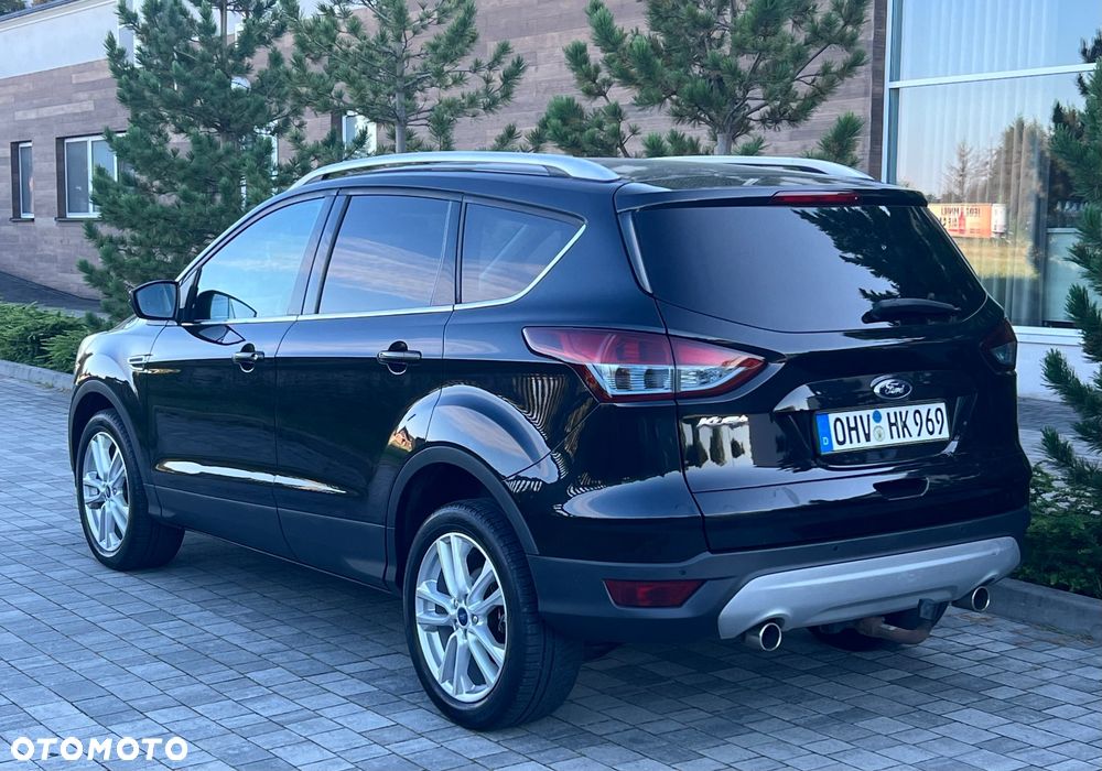 Ford Kuga 2.0 TDCi 4x4 Titanium - 4