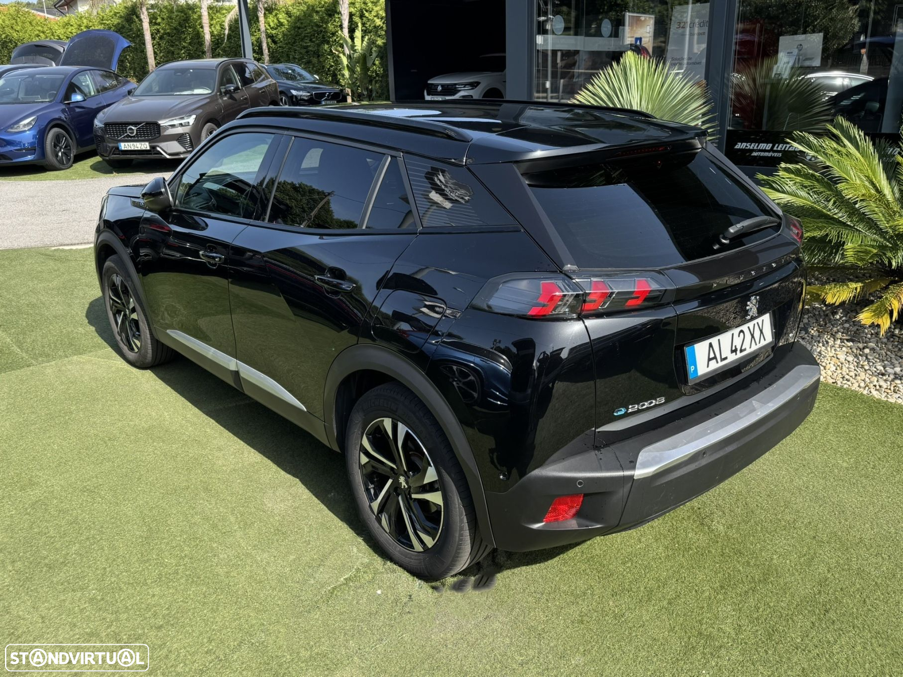 Peugeot e-2008 50 kWh GT - 14