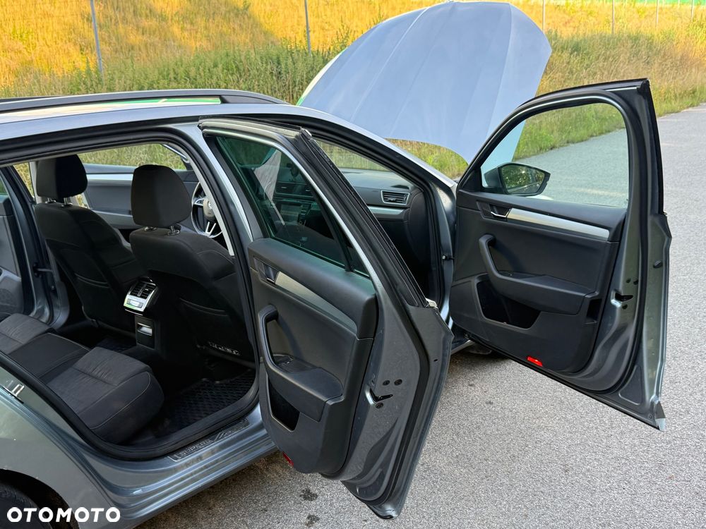 Skoda Superb 1.6 TDI Ambition Greenline - 24