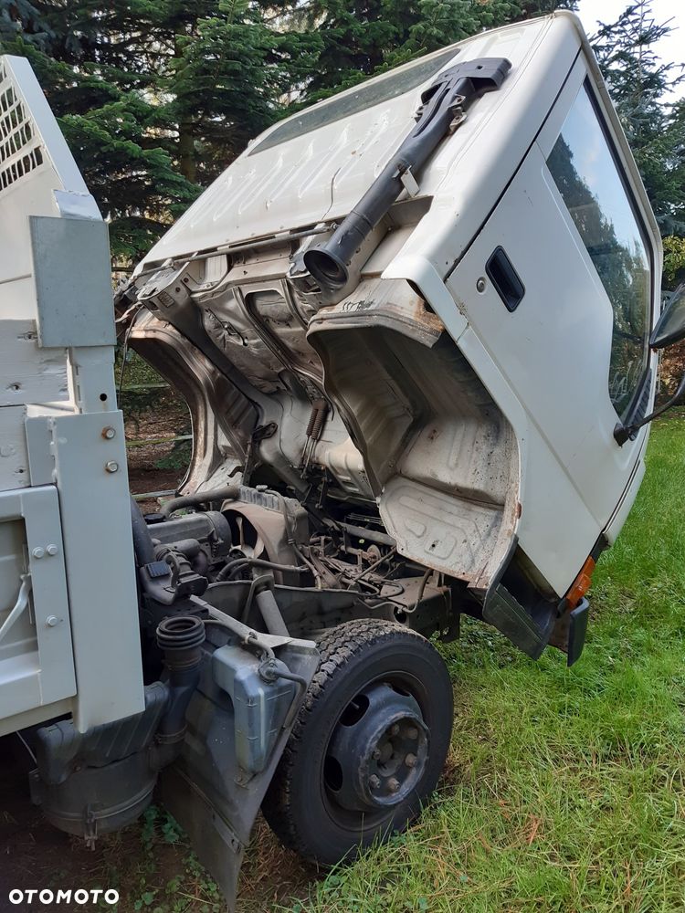 Mitsubishi Canter - 14