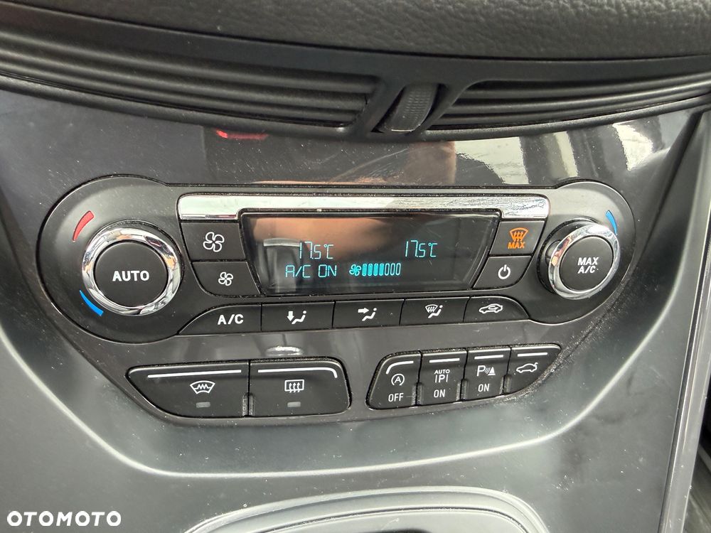 Ford Kuga - 29