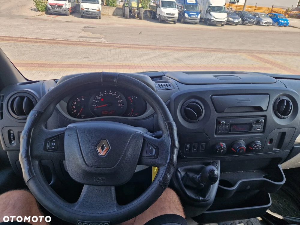 Renault Master - 10